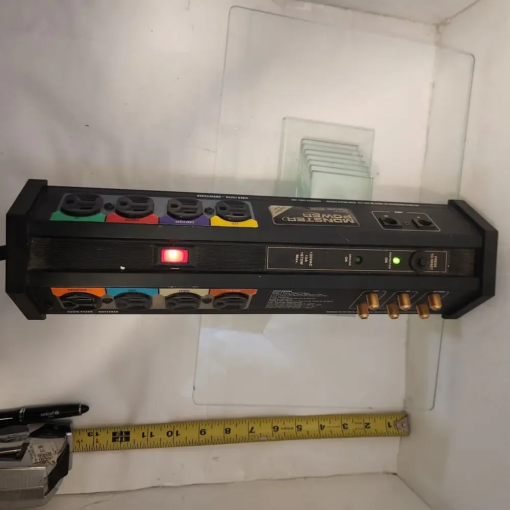 Monster Power Home Theater Power Center HTS1000 Tested Works